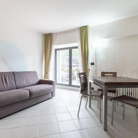 Apartament Bilocale In Centro Con Terrazzo E Wifi - As11
